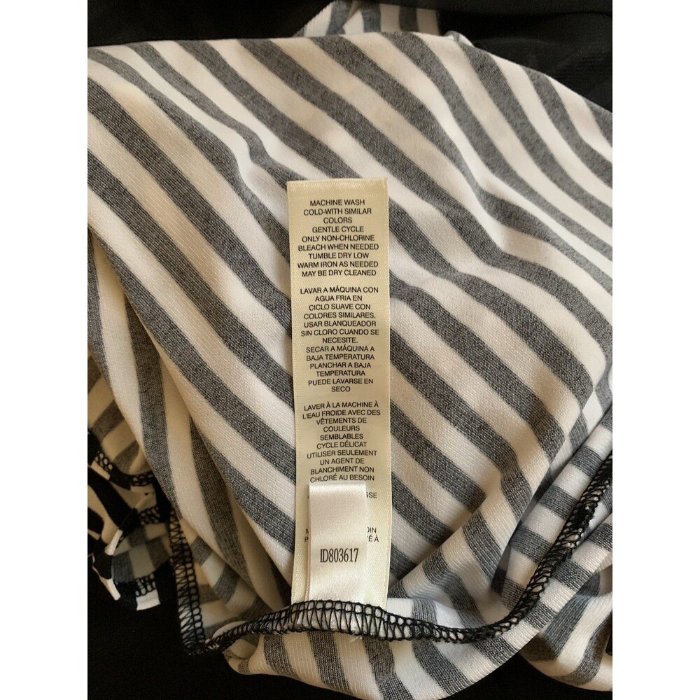Chicos Size 2 Top Large Black White Striped Cold Shoulder Stretch - Picture 5 of 7